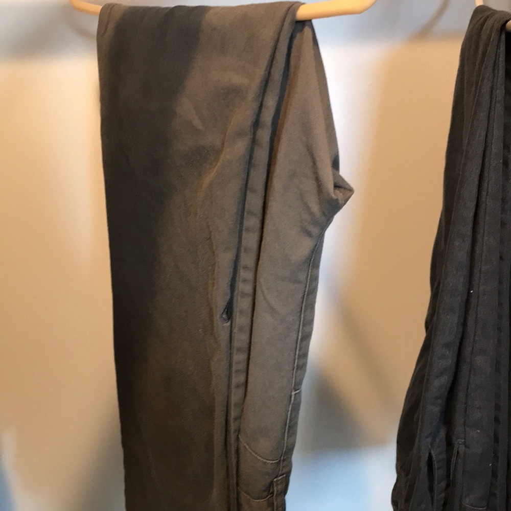 Volcom corpo class size 32 brown pants